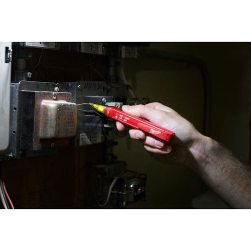 Dual Range Voltage Detector 5 Dual Range Voltage Detector
