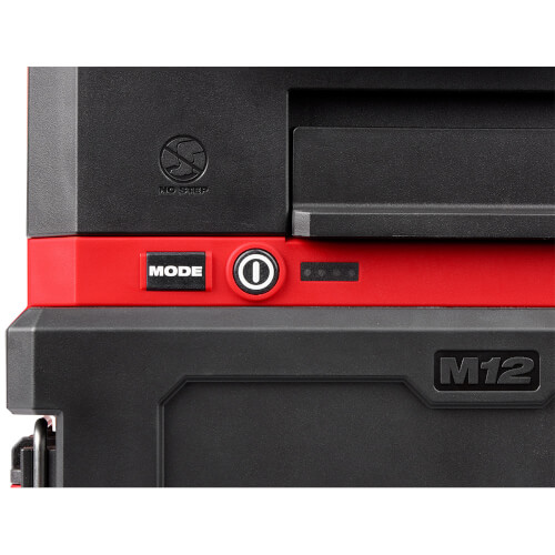 M12 PACKOUT Flood Light w/ USB Charging 6 M12 PACKOUT Flood Light w/ USB Charging