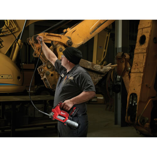 M18 Cordless 2-Speed Grease Gun Kit 4 M18 Cordless 2-Speed Grease Gun Kit